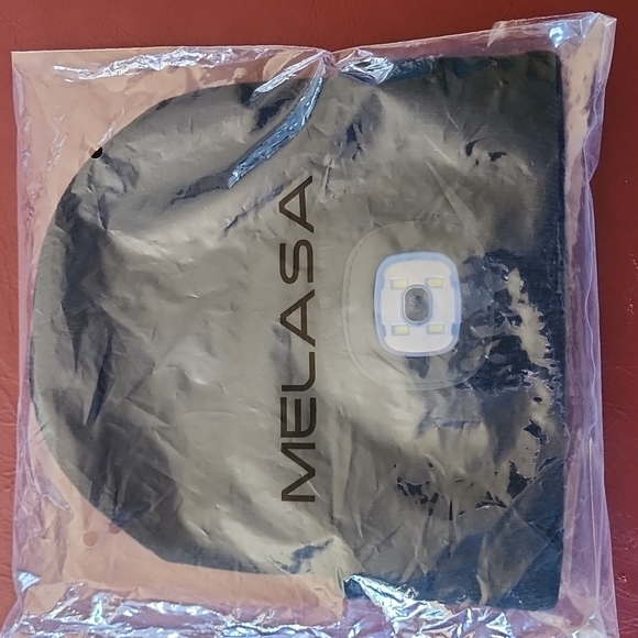 NWT Melasa: Beanie w8th LED Light, USB Rechargeable Hands Free Headlamp, Black - Picture 1 of 6